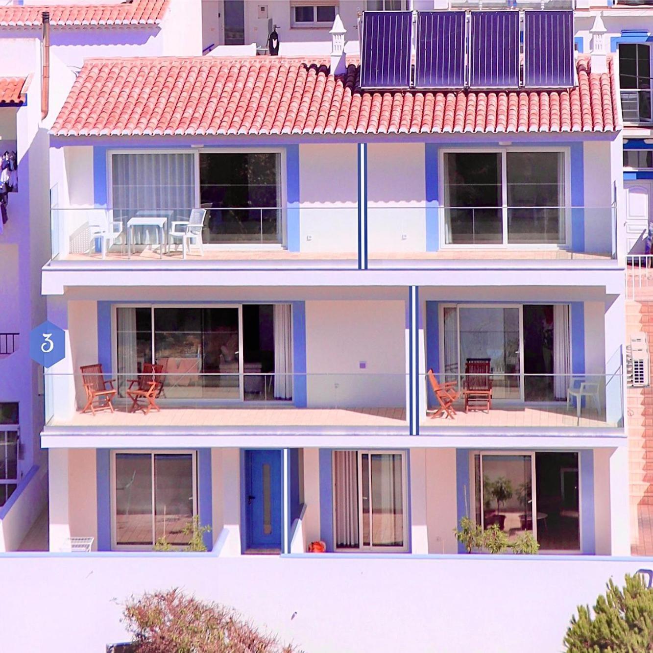 Apartment Mc With Amazing Front Sea View