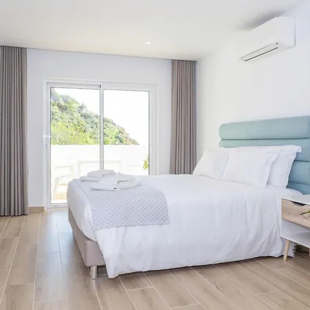 Mc Suites Burgau With Amazing Front Sea View Exterior photo