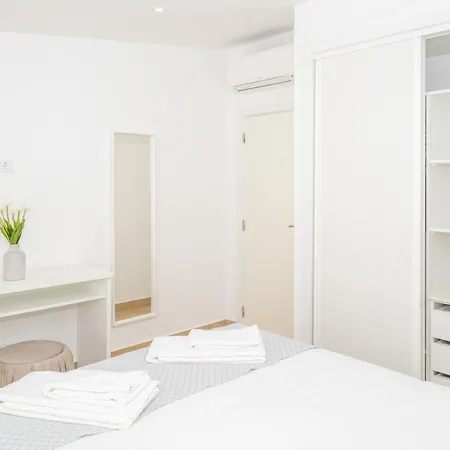 Mc Suites Burgau With Amazing Front Sea View Exterior photo